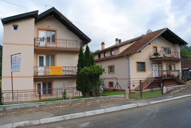 web shop Trokrevetna soba 