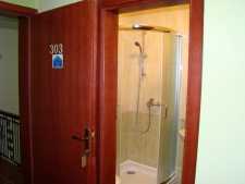 Apartman 303 